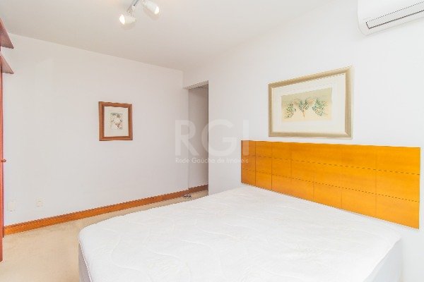 Apartamento à venda com 3 quartos, 143m² - Foto 5