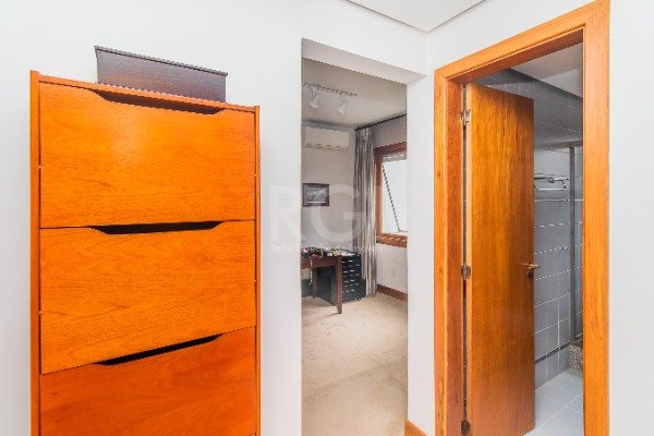 Apartamento à venda com 3 quartos, 143m² - Foto 8