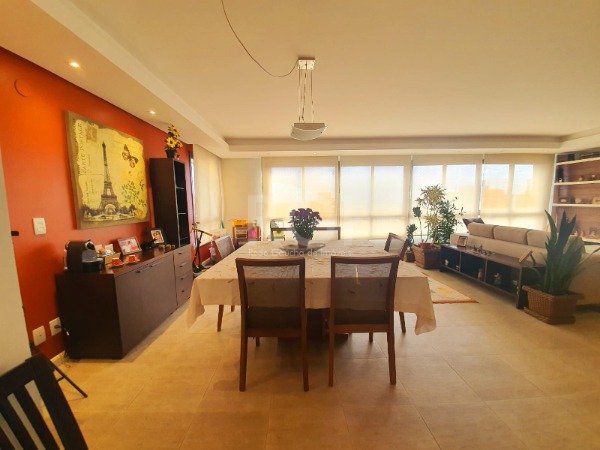 Apartamento à venda com 3 quartos, 153m² - Foto 9