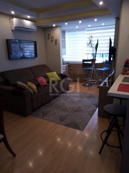 Apartamento à venda com 3 quartos, 79m² - Foto 1