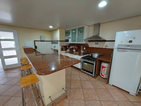 Apartamento à venda com 2 quartos, 77m² - Foto 17