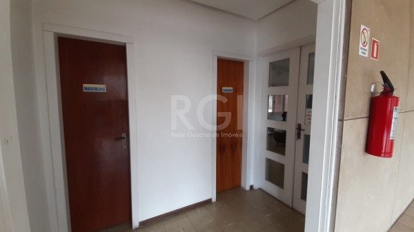 Apartamento à venda com 2 quartos, 77m² - Foto 25