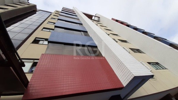 Apartamento à venda com 2 quartos, 77m² - Foto 29